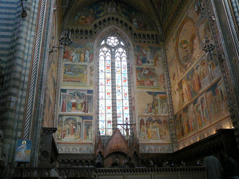 Interior of Orvieto Duom