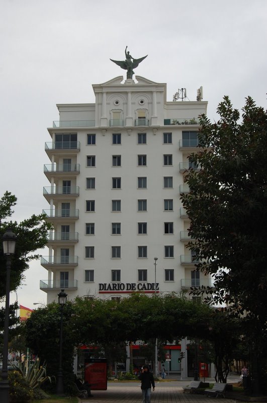 Newspaper building